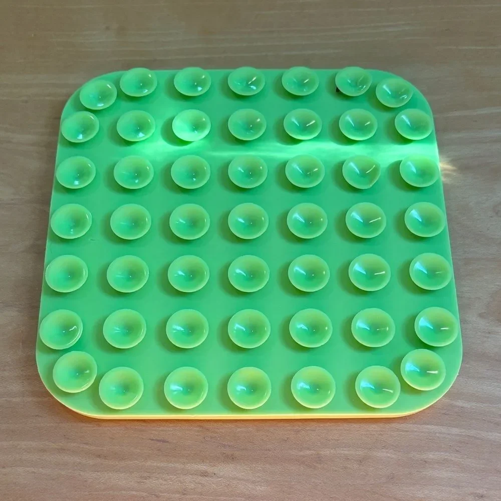 Green Pet Licking Mat for Dogs